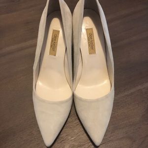 Dee Keller Sage Green Suede Pumps Size 39/US 9